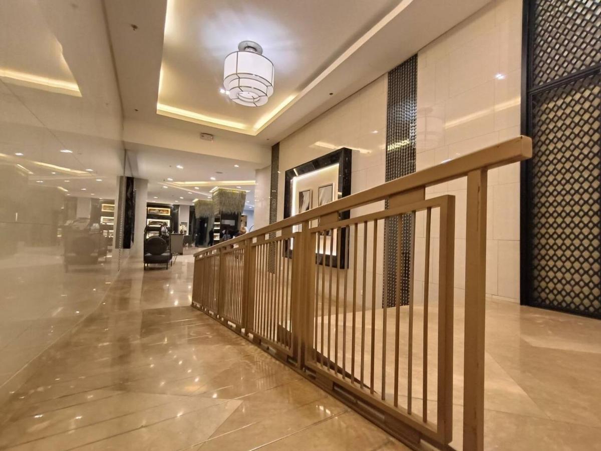 Penthouse Studio At Fame Residence 41St Floor, Shangrila-Megamall Manila Esterno foto